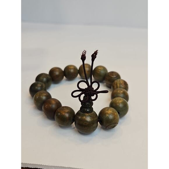 Two Wooden Carved And Charm Bead Bracelets Green/Black - Picture 3 of 7